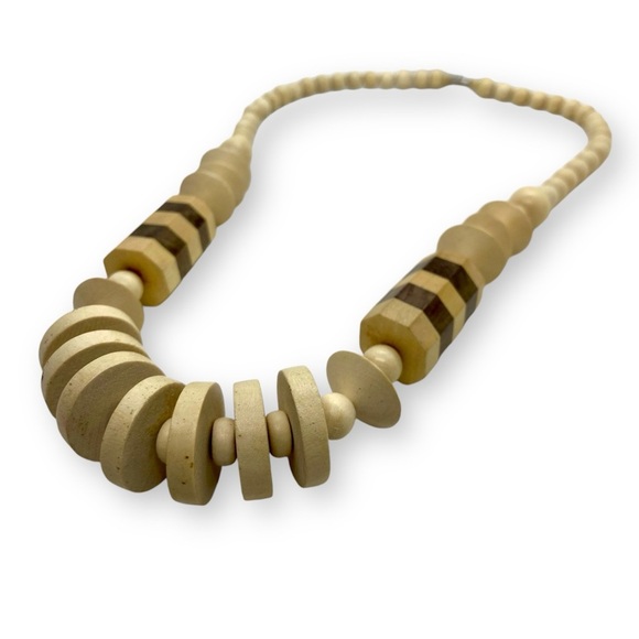 Vintage Chunky Wood Bead Necklace Cool Tones Natural Statement Piece - Picture 5 of 7